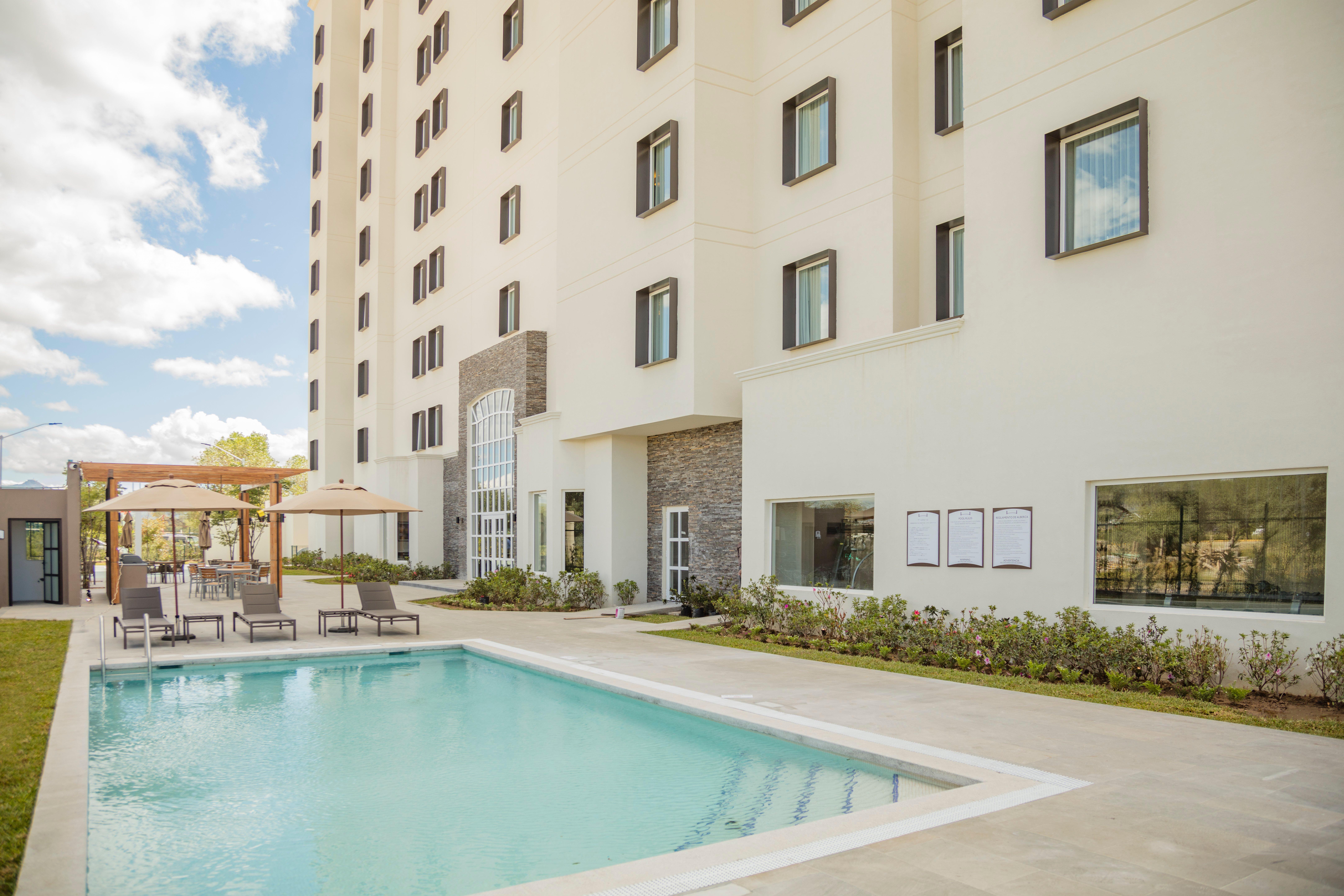 Staybridge-By Ihg Hotel Saltillo酒店